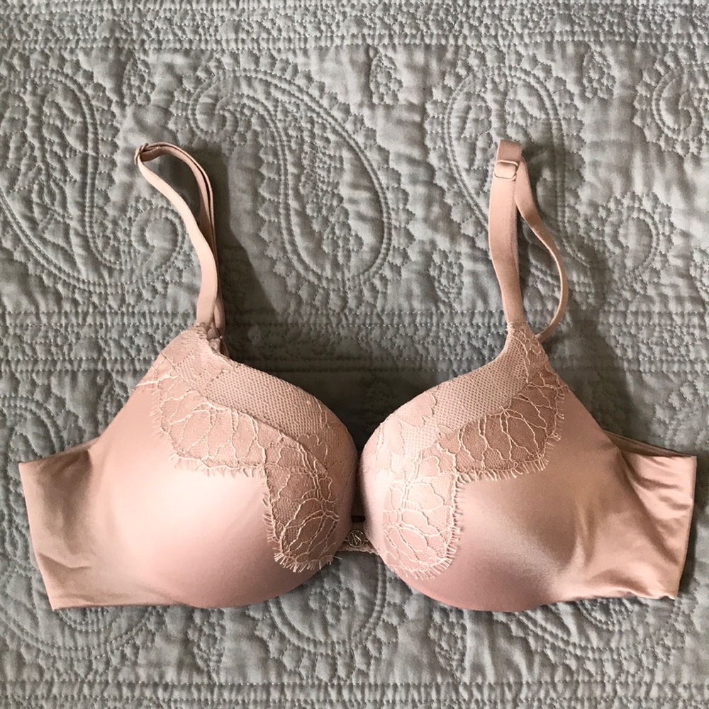Victoria’s Secret push up bra